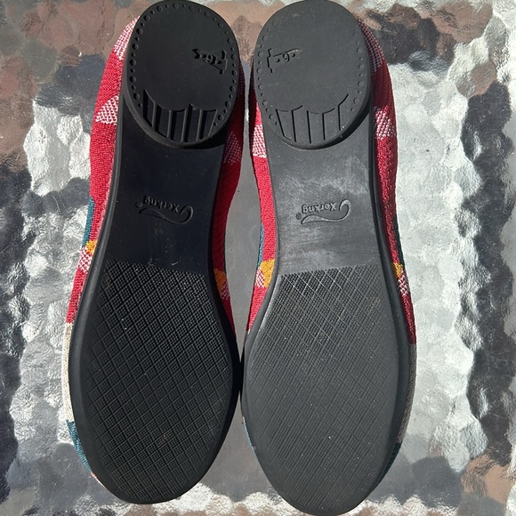 Rothy's Moroccan Print Amber Loafers Shoes RARE Retired Flats Colorful 9 W - Picture 8 of 9